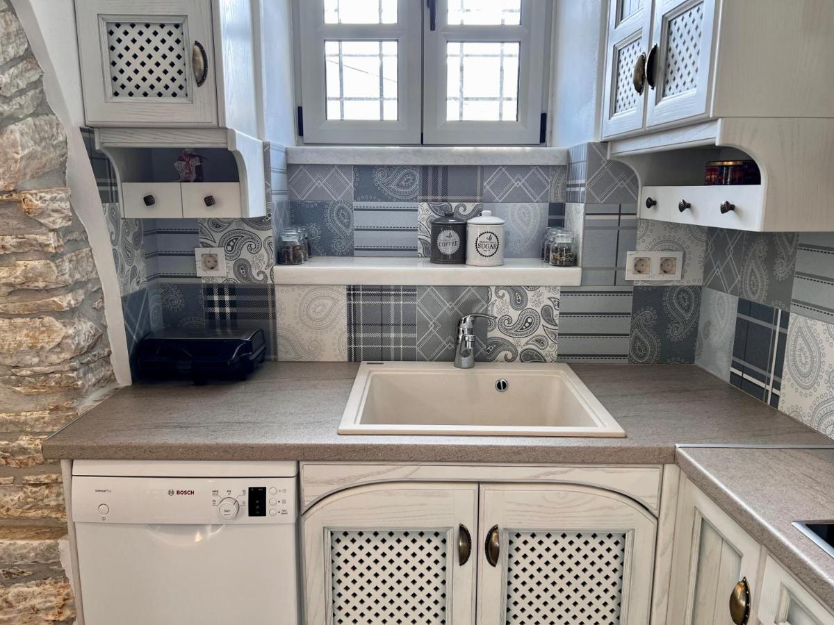 Petra Home Heritage And Hospitality Aperathos Экстерьер фото